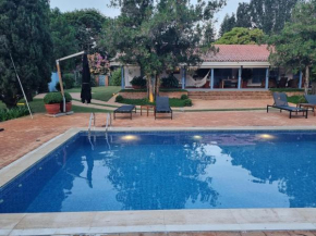Casa no Condomínio Vila Pinhal na represa do Broa.